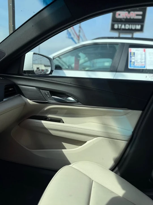 2023 Cadillac CT4 - Image 9 of 14