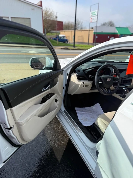 2023 Cadillac CT4 - Image 3 of 14