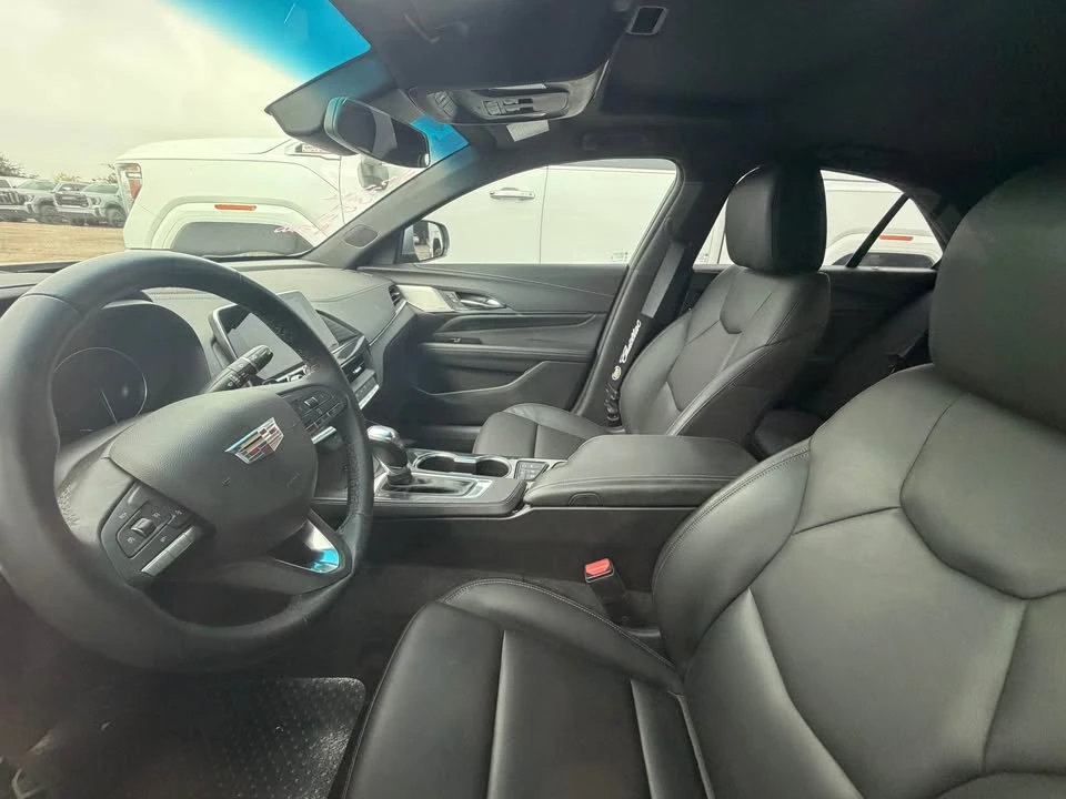 2023 Cadillac CT4 - Image 5 of 6