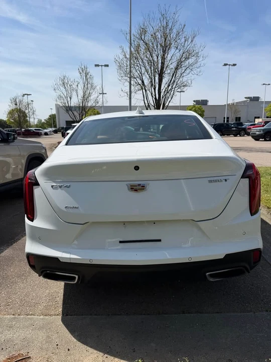 2023 Cadillac CT4 - Image 6 of 12