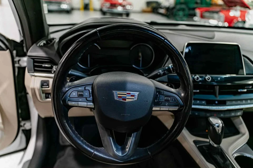 2023 Cadillac CT4 - Image 11 of 20