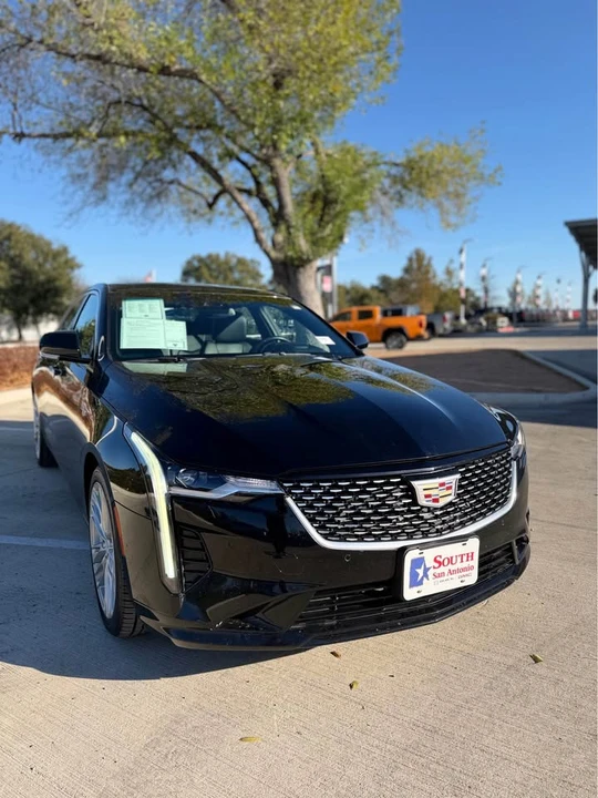 2023 Cadillac CT4 - Image 4 of 13