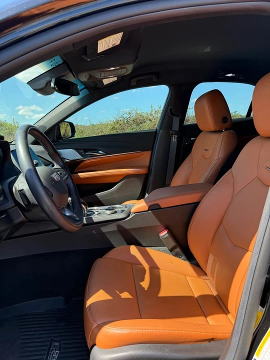 2023 Cadillac CT4 - Image 4 of 10