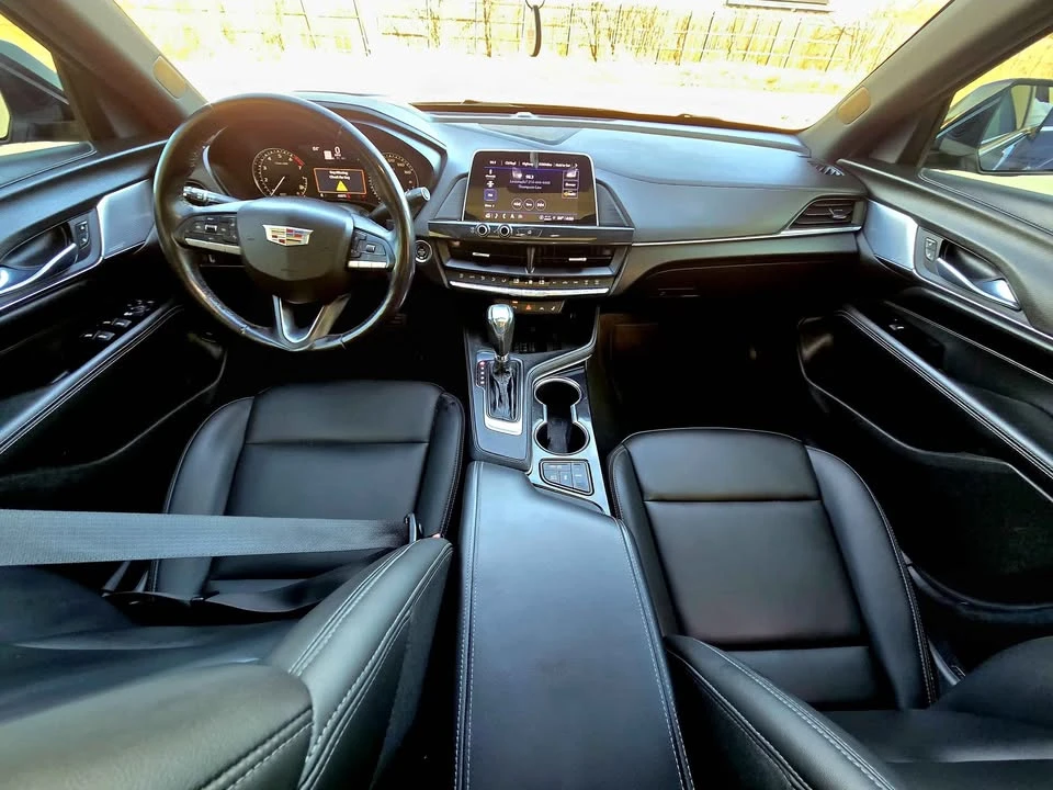 2023 Cadillac CT4 - Image 9 of 12