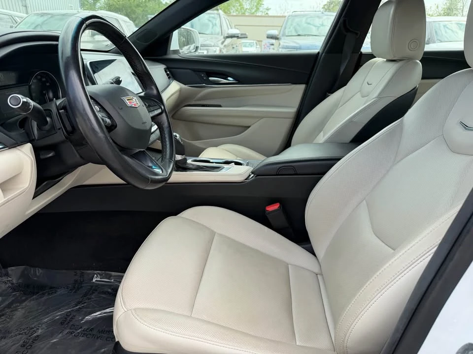 2023 Cadillac CT4 - Image 11 of 14