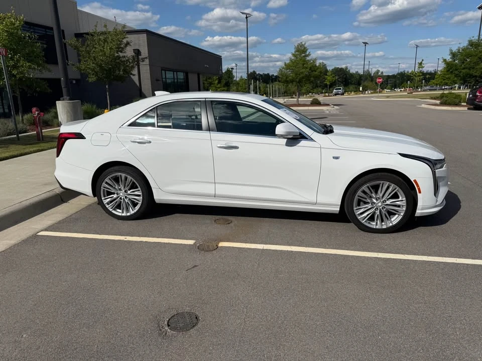 2023 Cadillac CT4 - Image 3 of 11