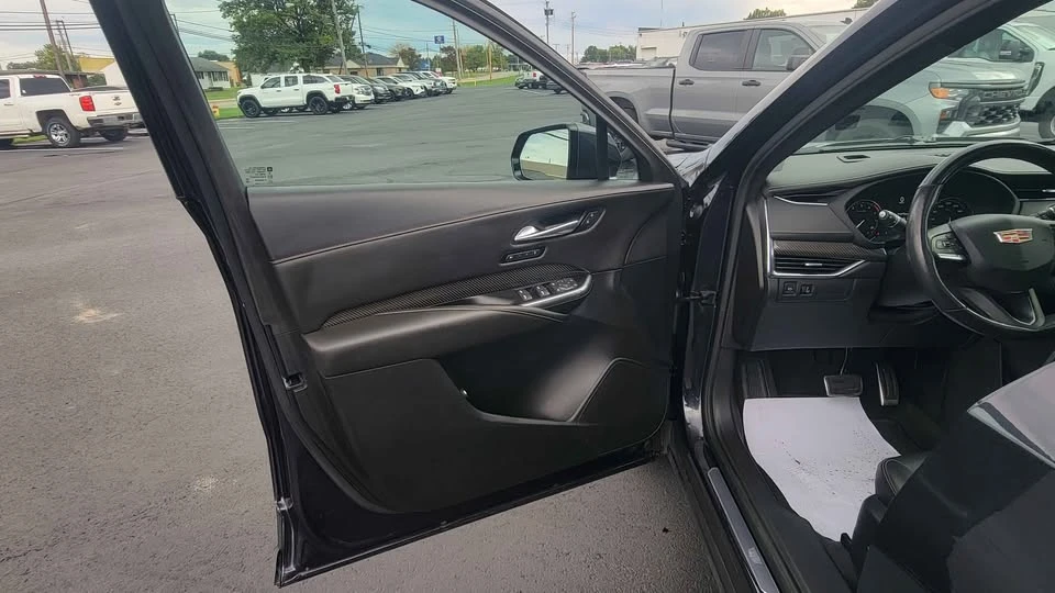 2023 Cadillac CT4 - Image 9 of 16