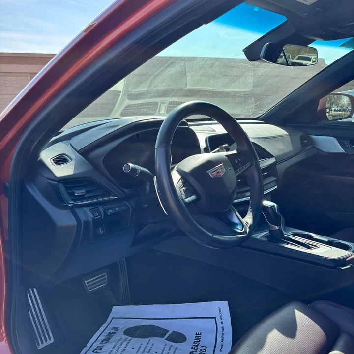 2023 Cadillac CT4 - Image 5 of 9