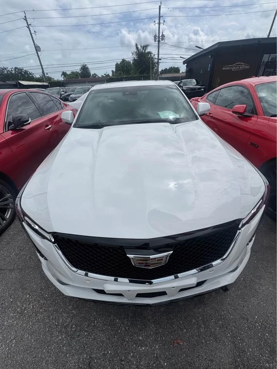 2023 Cadillac CT4 - Image 2 of 10