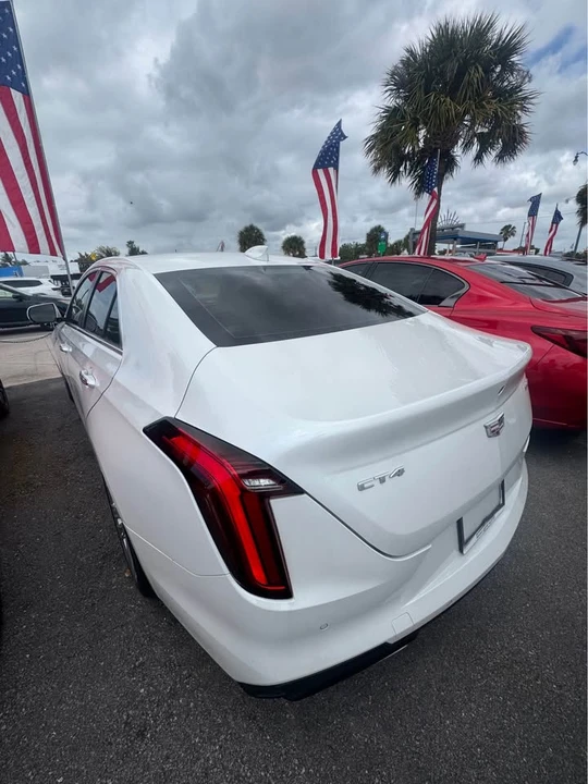 2023 Cadillac CT4 - Image 4 of 10