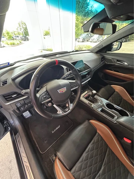 2023 Cadillac CT4-V Blackwing - Image 6 of 7