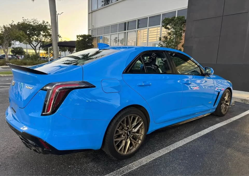 2023 Cadillac CT4-V Blackwing - Image 4 of 8