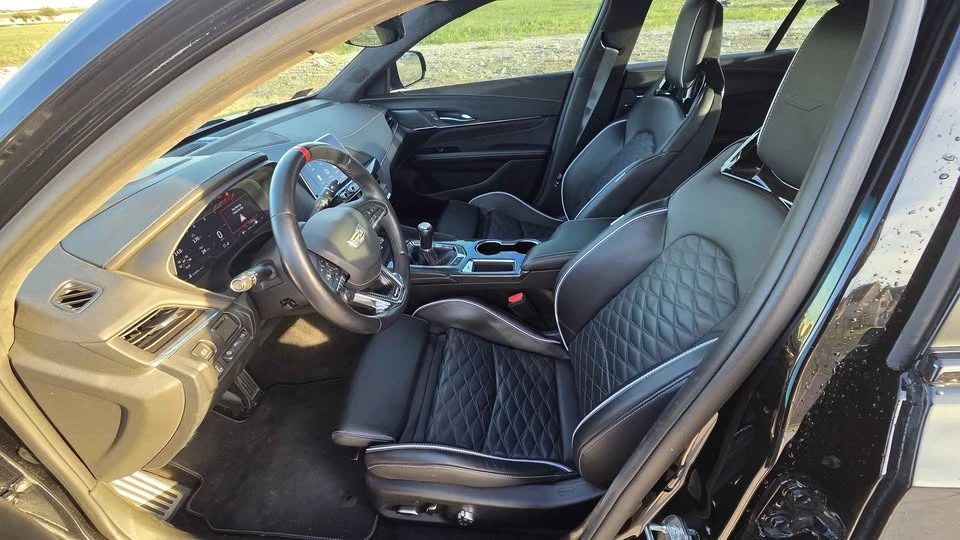 2023 Cadillac CT4-V Blackwing - Image 9 of 15