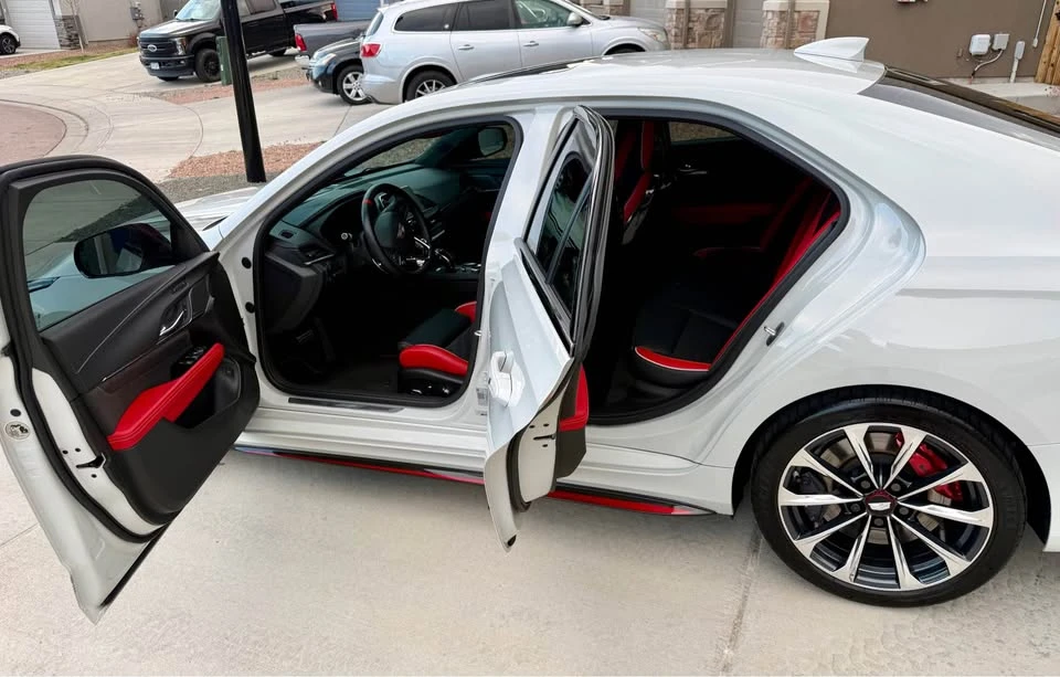 2023 Cadillac CT4-V Blackwing - Image 5 of 9