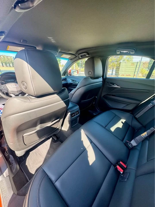 2023 Cadillac CT4-V - Image 4 of 6