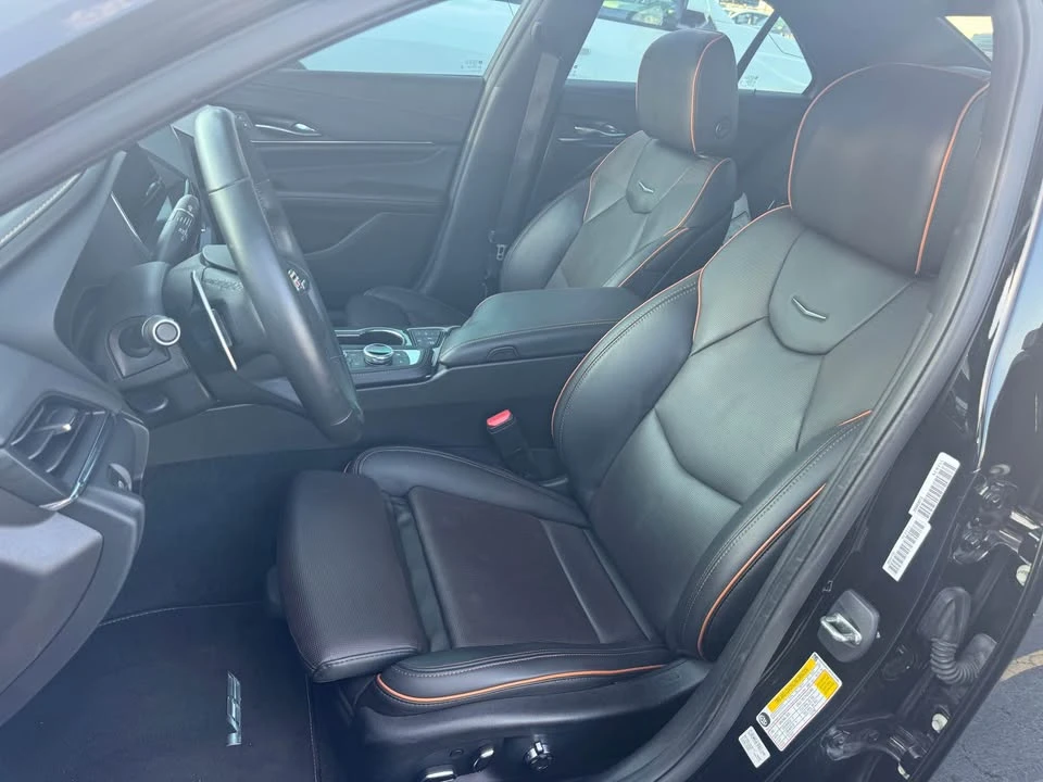 2023 Cadillac CT4-V - Image 6 of 7