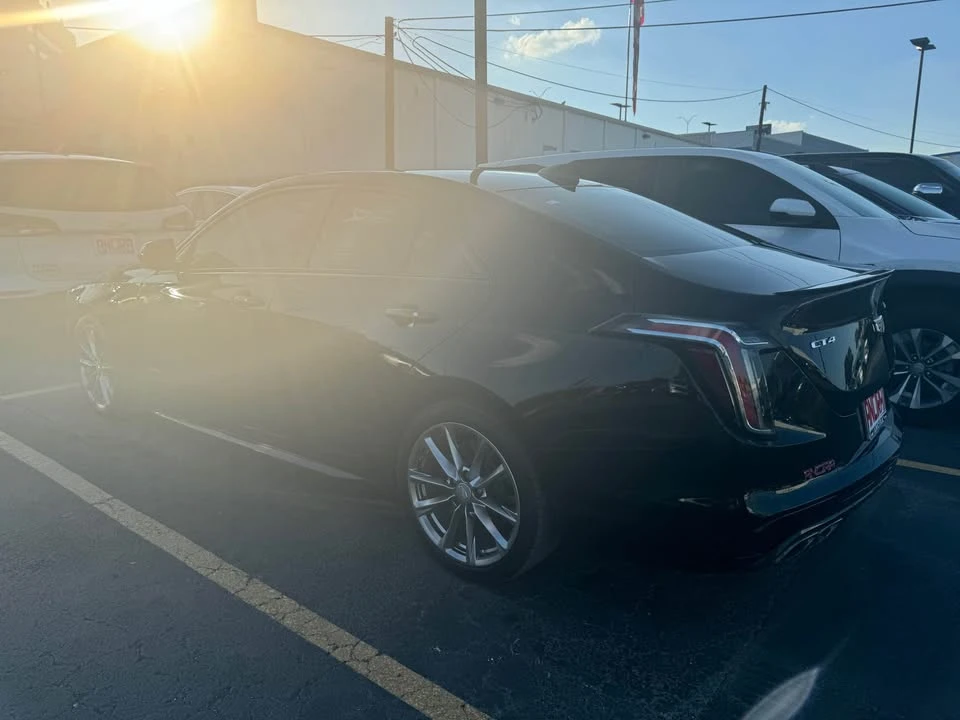 2023 Cadillac CT4-V - Image 4 of 7