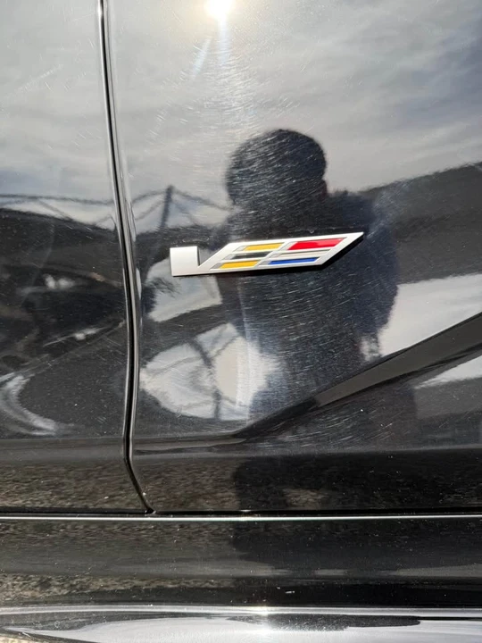 2023 Cadillac CT4-V - Image 2 of 9