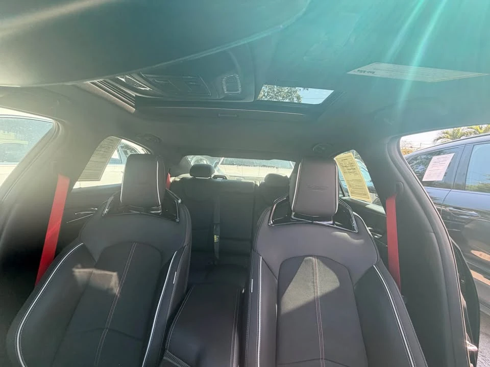 2023 Cadillac CT4-V - Image 4 of 4