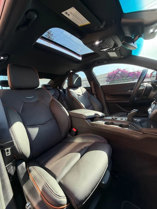 2023 Cadillac CT4-V - Image 14 of 19