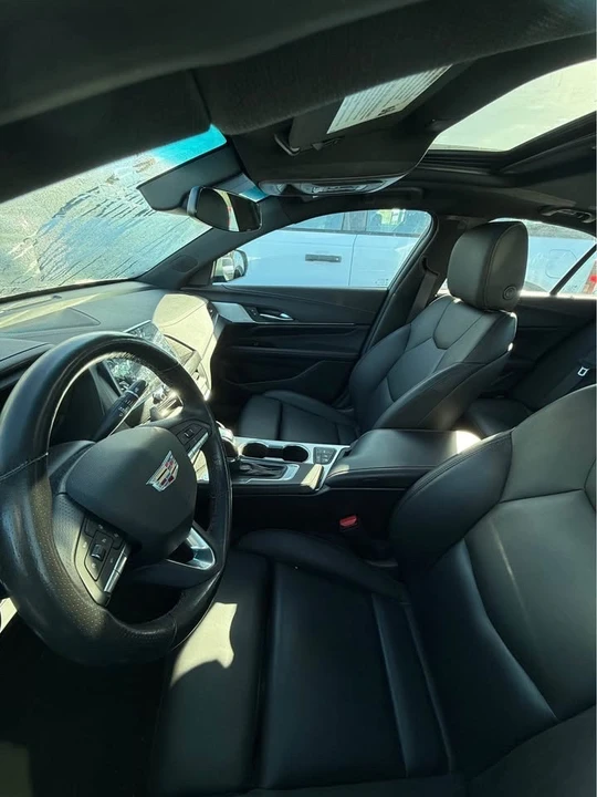 2023 Cadillac CT4 - Image 7 of 8