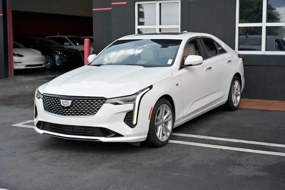 2023 Cadillac CT4 - Image 3 of 9