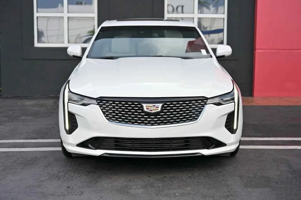 2023 Cadillac CT4 - Image 2 of 9