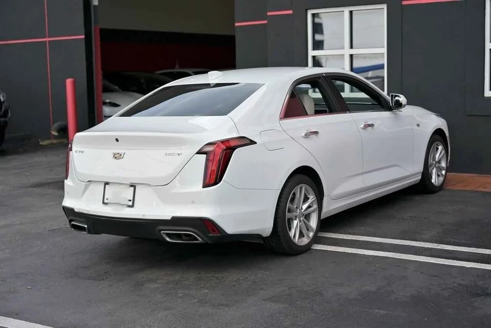 2023 Cadillac CT4 - Image 10 of 10