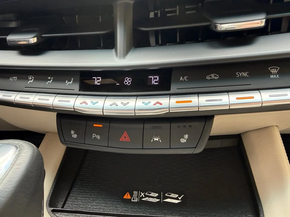 2023 Cadillac CT4 - Image 16 of 19