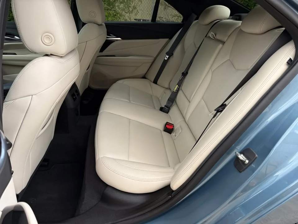 2023 Cadillac CT4 - Image 13 of 19