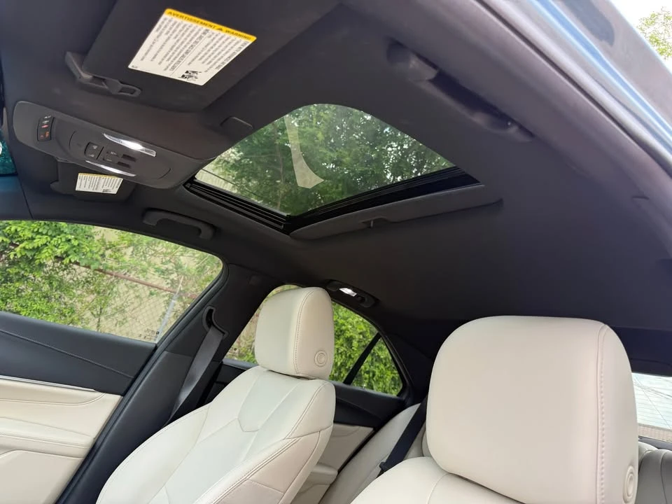2023 Cadillac CT4 - Image 14 of 19