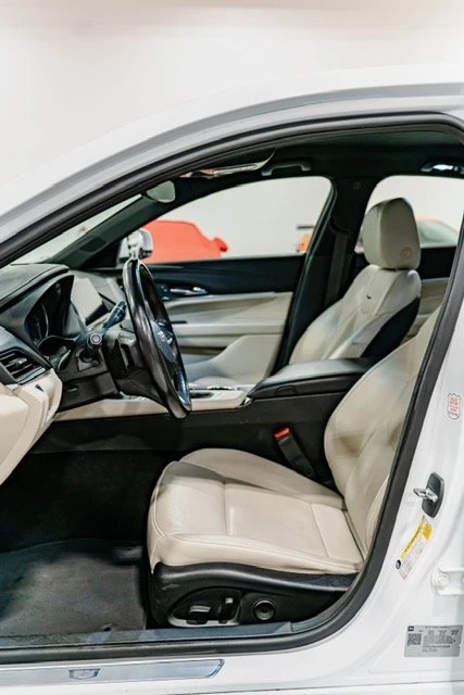 2023 Cadillac CT4 - Image 9 of 15