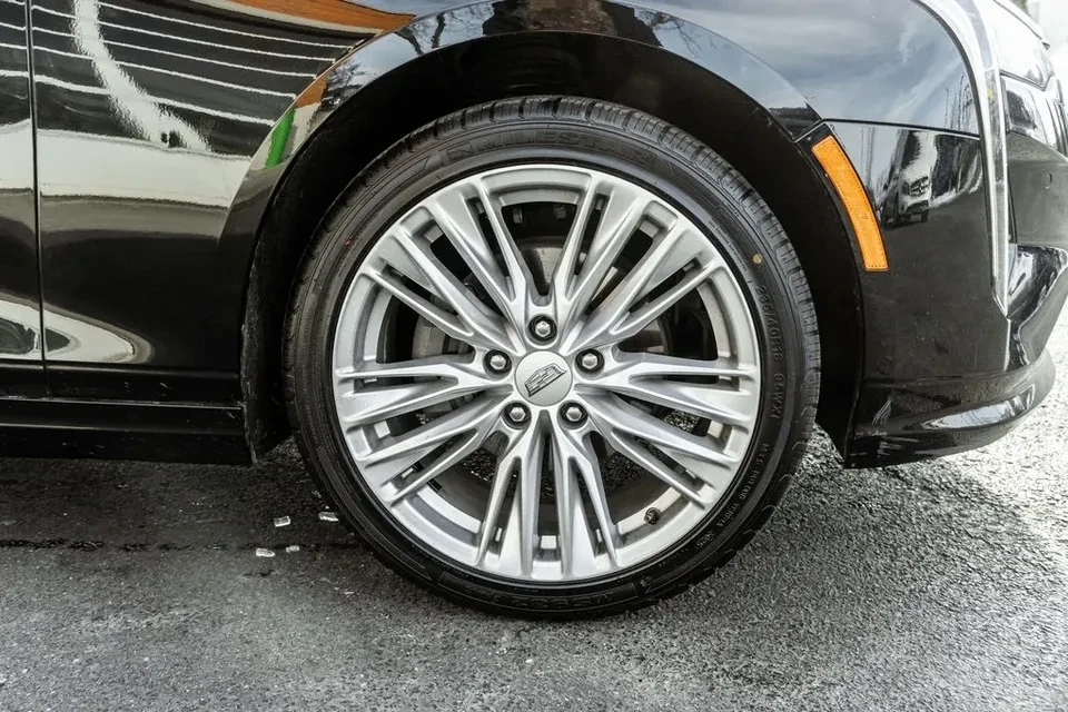 2023 Cadillac CT4 - Image 3 of 20