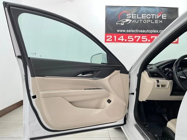2023 Cadillac CT4 - Image 14 of 20