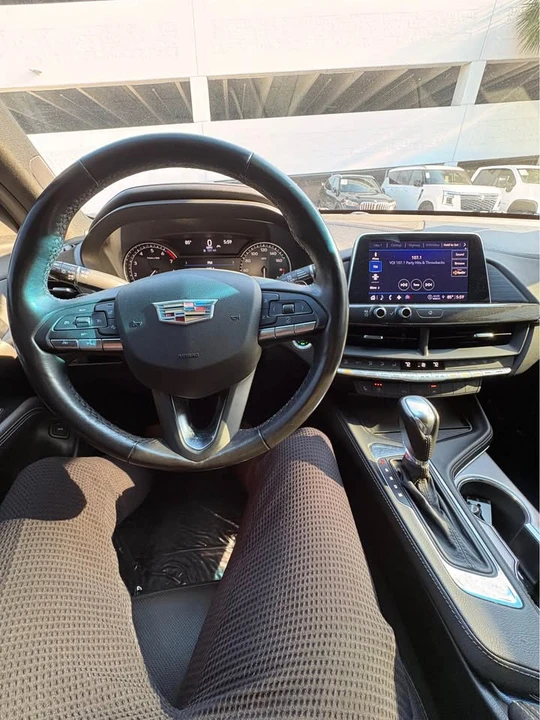 2023 Cadillac CT4 - Image 9 of 17