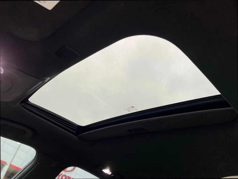 2023 Cadillac CT4 - Image 9 of 12