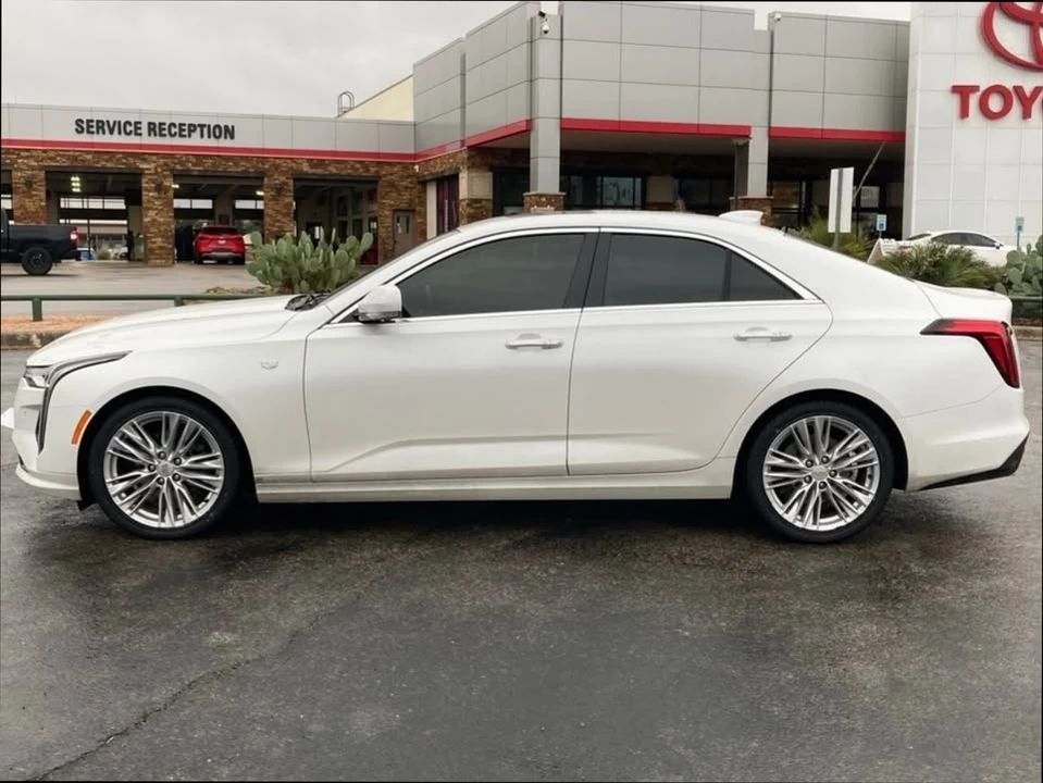 2023 Cadillac CT4 - Image 5 of 12