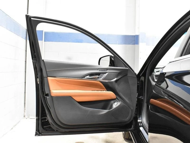 2023 Cadillac CT4 - Image 10 of 20