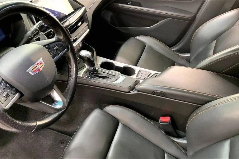 2023 Cadillac CT4 - Image 4 of 5