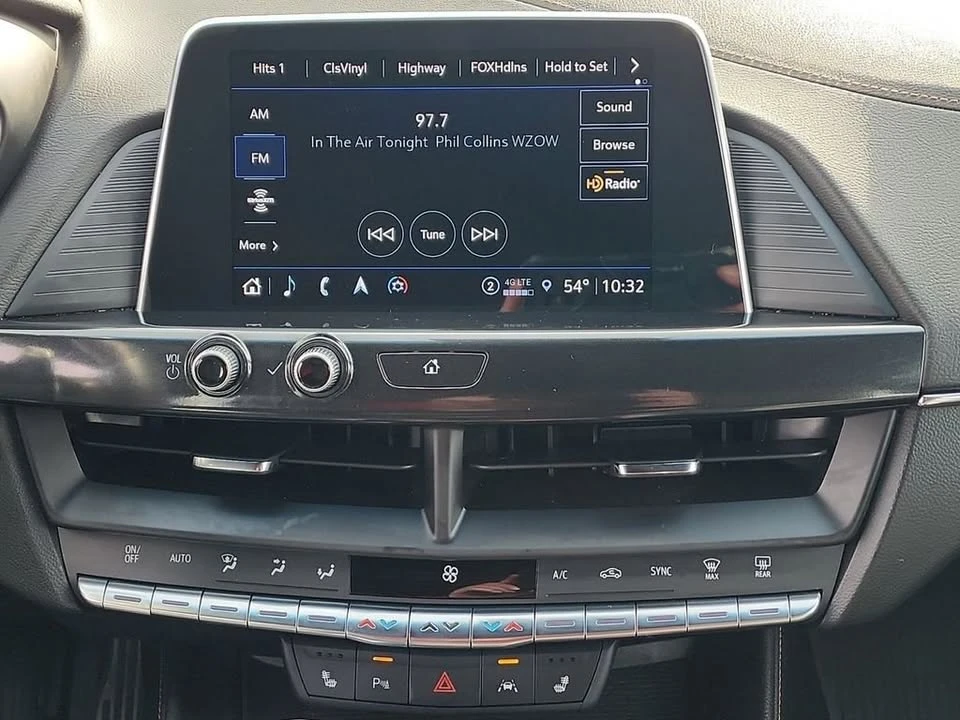 2023 Cadillac CT4 - Image 14 of 20
