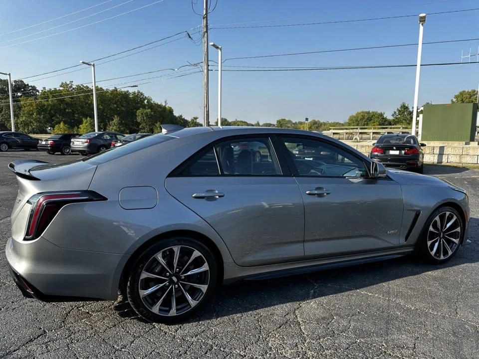 2023 Cadillac CT4-V - Image 9 of 20