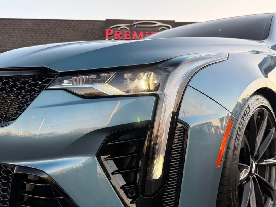 2023 Cadillac CT4-V - Image 12 of 20