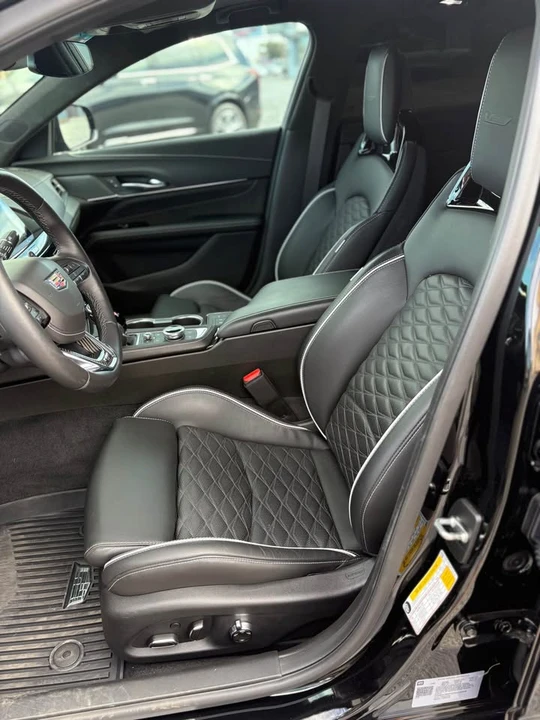 2023 Cadillac CT4-V - Image 8 of 11