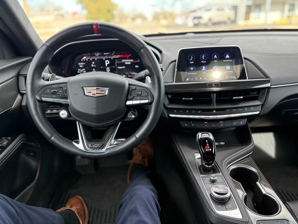 2023 Cadillac CT4-V - Image 10 of 11