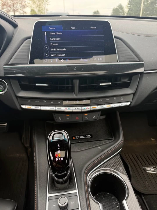 2023 Cadillac CT4-V - Image 17 of 18