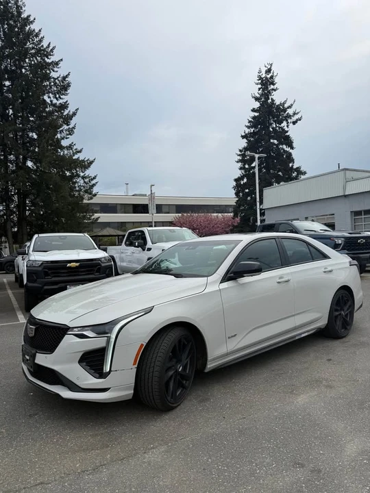 2023 Cadillac CT4-V - Image 2 of 18