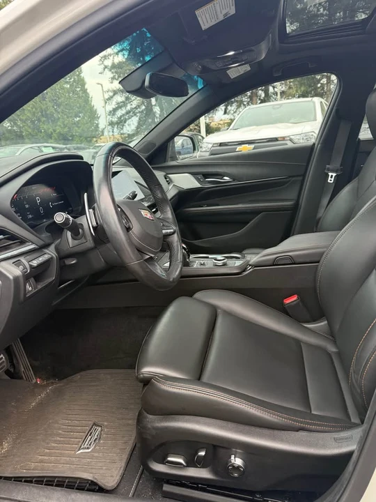 2023 Cadillac CT4-V - Image 14 of 18