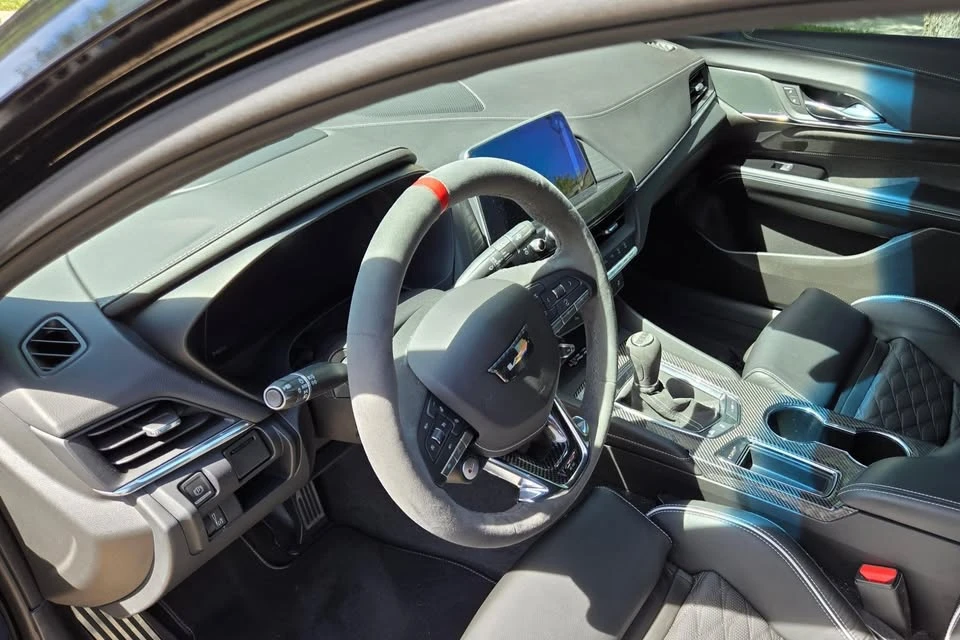2023 Cadillac CT4-V Blackwing - Image 2 of 8