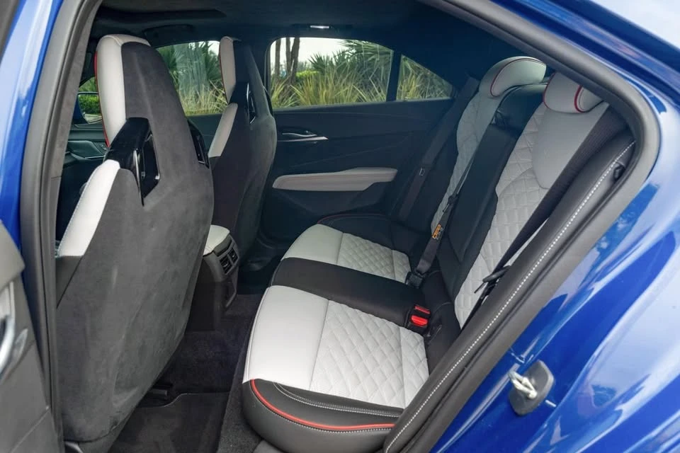2023 Cadillac CT4-V Blackwing - Image 14 of 18