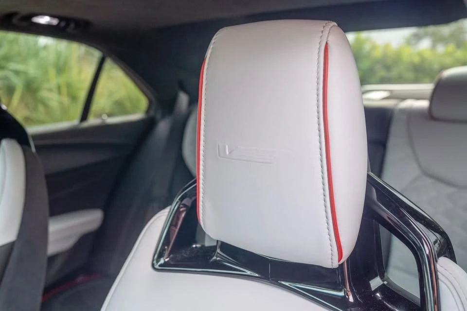 2023 Cadillac CT4-V Blackwing - Image 10 of 18